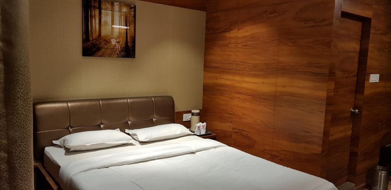 Hotel Rushabh 3*