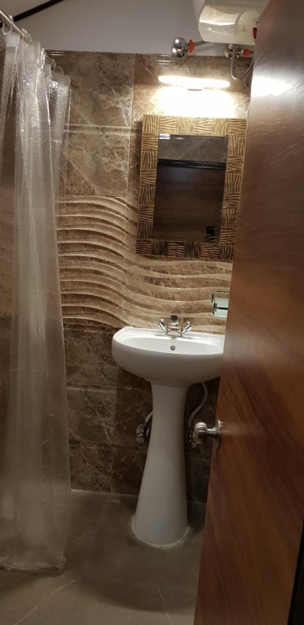 Hotel Rushabh Kolkata